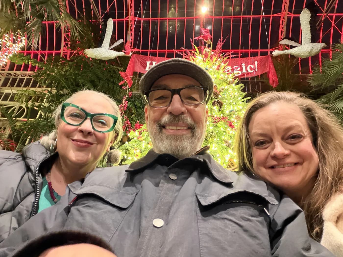 Alison and her amazing friend Lisa, along with Richard, visit the Phipps winter show